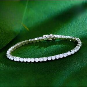 Elegant Silver  Bracelet